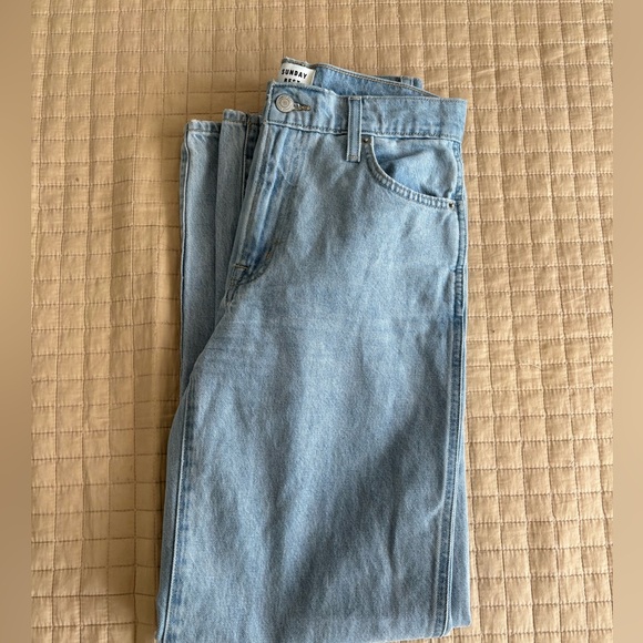 Aritzia Sunday Best jeans - Picture 3 of 3